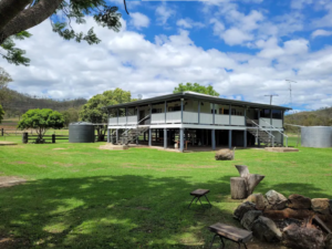 Colinton Country Lodge